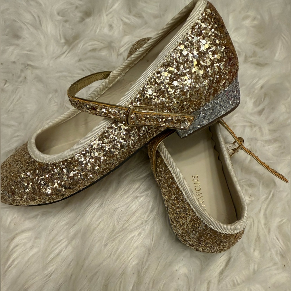 Crewcuts size 3 Girls Glitter Dress Shoes
